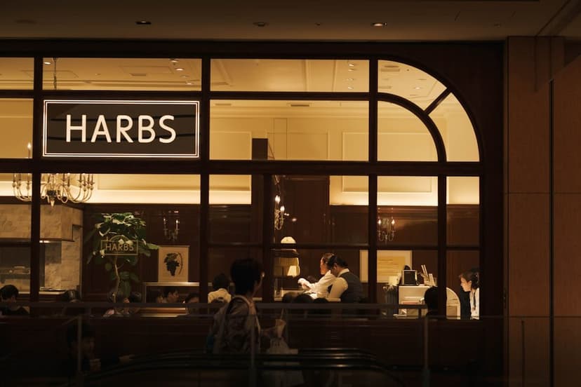 Why Traditional Job Boards Are Failing Restaurants (And What Works Better)